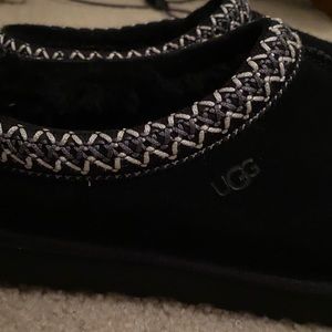 Black Ugg Tasman Slippers